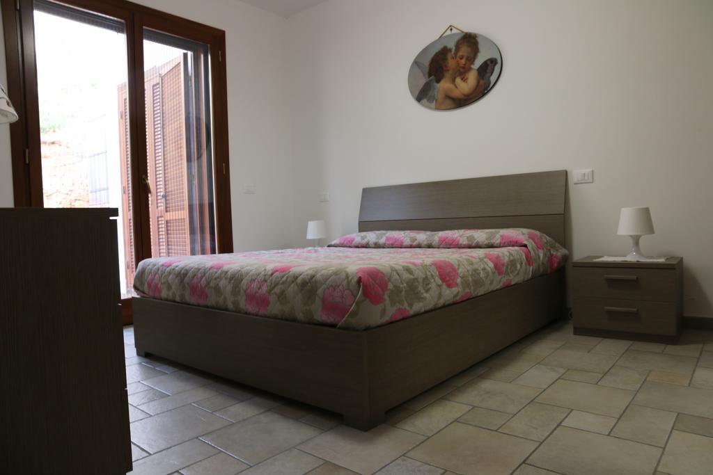 Villa Residenza La Mannara Itri Habitación foto